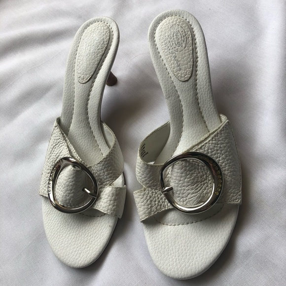 White heeled sandals - Picture 2 of 6